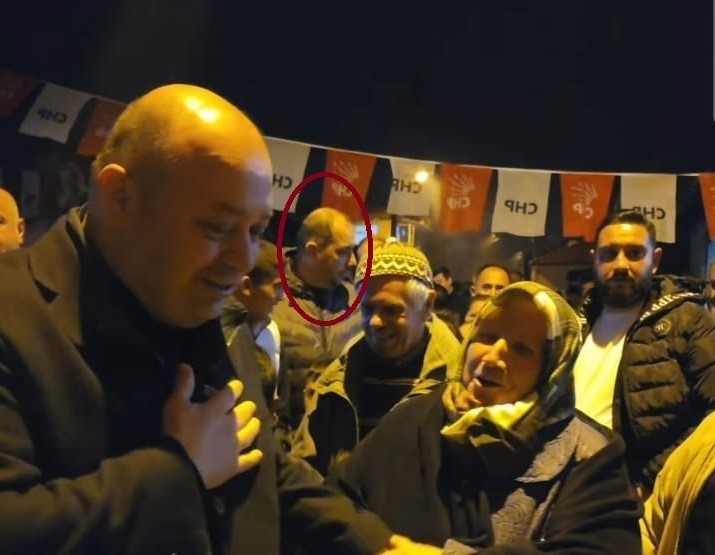 chp mitinginde sunuculuk yapan belediye mudurune disiplin cezasi verildi surec yargida 0