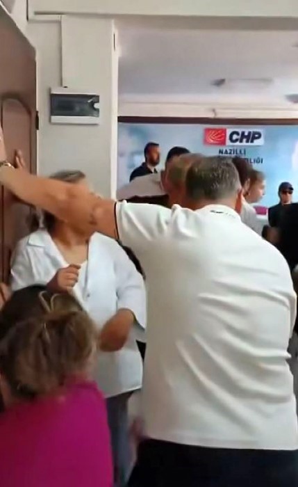CHP Nazilli ilçe teşkilatında devir teslim krizi 7 chp nazilli ilce teskilatinda devir teslim krizi 3 tyqrJTbQ