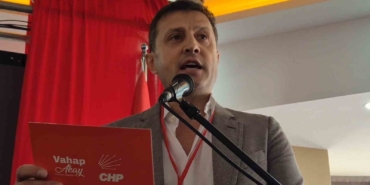 chp-tekirdag-il-kongresinde-buyuk-kriz-kovun-beni-diyerek-salonu-terk-etti-3H2661Tw.jpg