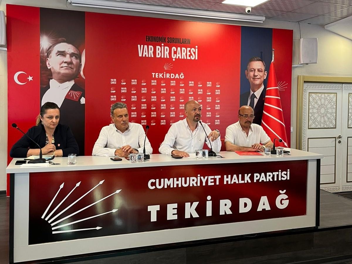chp tekirdagda gerilim tirmaniyor cerkezkoy belediye baskani akay disipline sevk edildi 0 uXYS9VSG