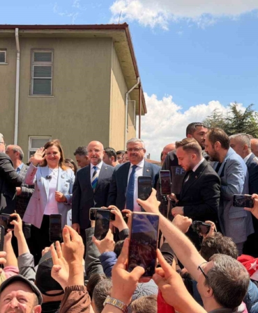 chpden-ak-partiye-gecen-baskan-koksal-vatandaslara-seslendi-afyonkarahisarimizi-yeniden-insa-etmek-icin-memleketime-YnS1eZij.jpg
