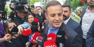 chpli-ahmet-akin-hep-beraber-bunun-ustesinden-gelecegiz-ayaga-kalkacagiz-YTiFTQOt.jpg