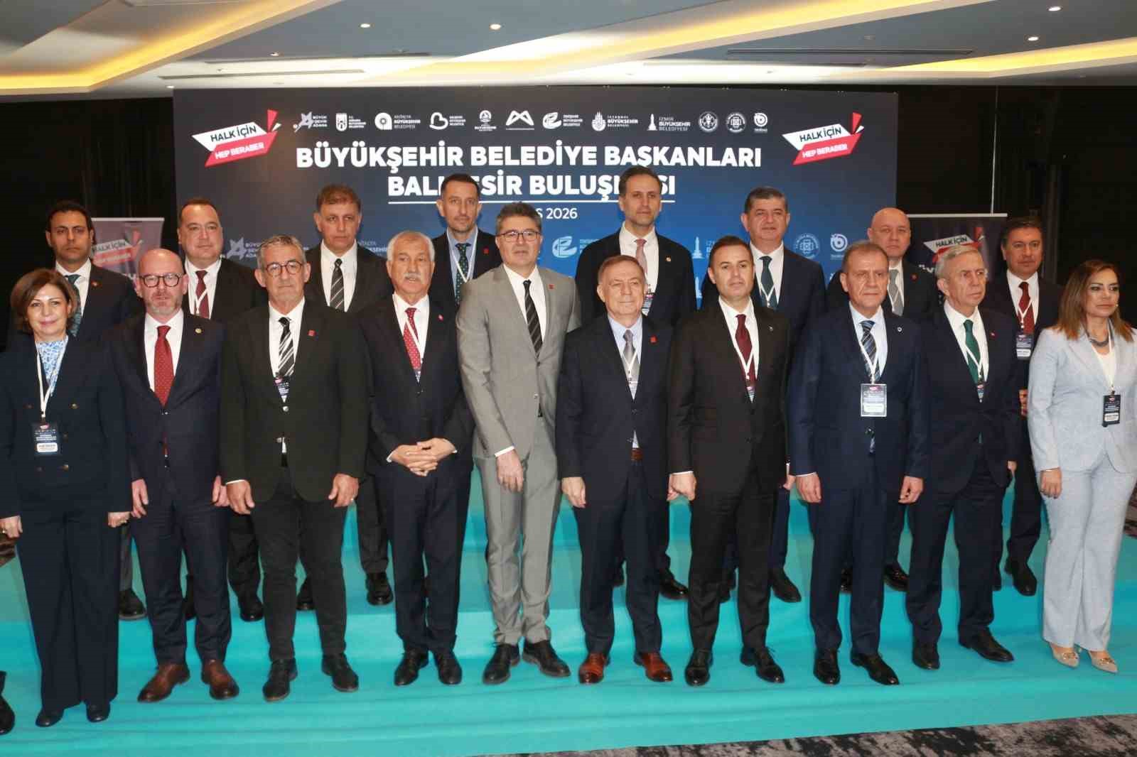 chpli buyuksehir belediye baskanlari balikesirde bulustu 1 8FtLP1sw