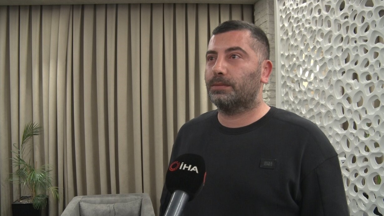 CHP’li İzmir Belediyesi’nin dolandırdığı mağdurlar konuştu: "15 yıl geçmesine rağmen biz hala evlerimize kavuşamadık" 5 chpli izmir belediyesinin dolandirdigi magdurlar konustu 15 yil gecmesine ragmen biz hala evlerimize kavusamadik XZh3kU6Y