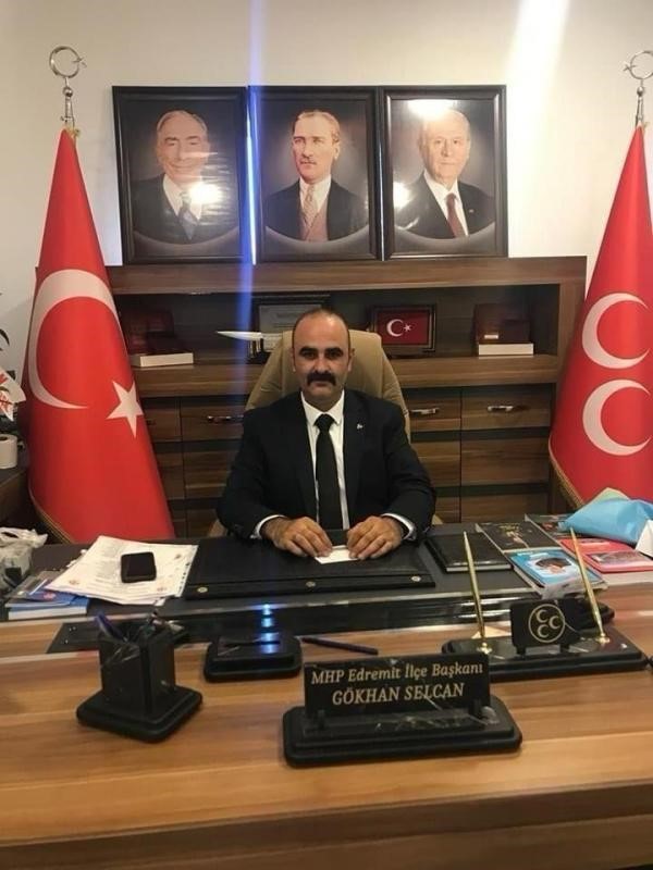 CHP’li mahalle sorumlusunun, sosyal medyadaki paylaşımına büyük tepki 6 chpli mahalle sorumlusunun sosyal medyadaki paylasimina buyuk tepki 2 LyFb6EbL