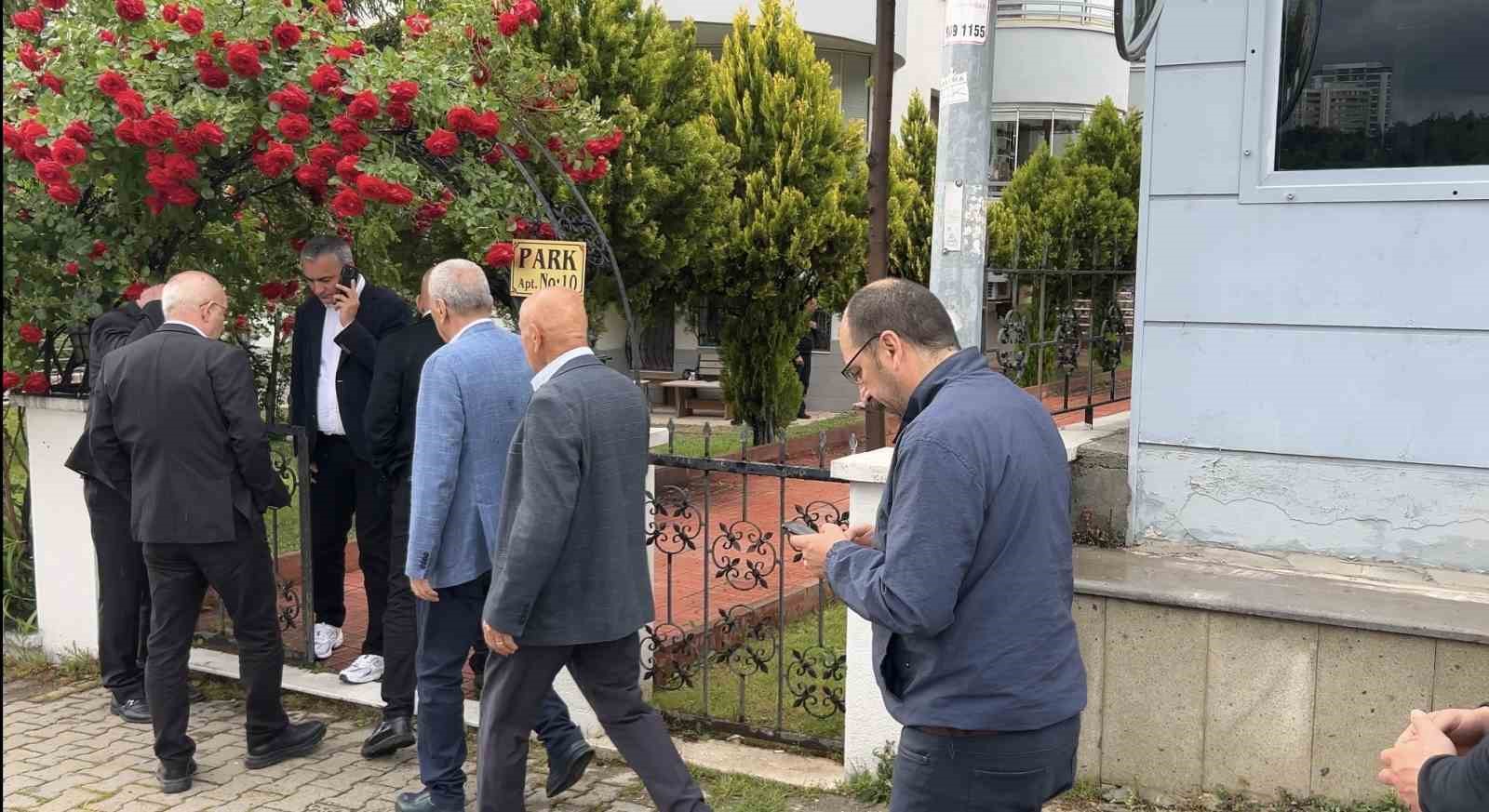 chpli milletvekilleri kemal kilicdaroglunu konutunda ziyaret etti 1 nZXbmER3