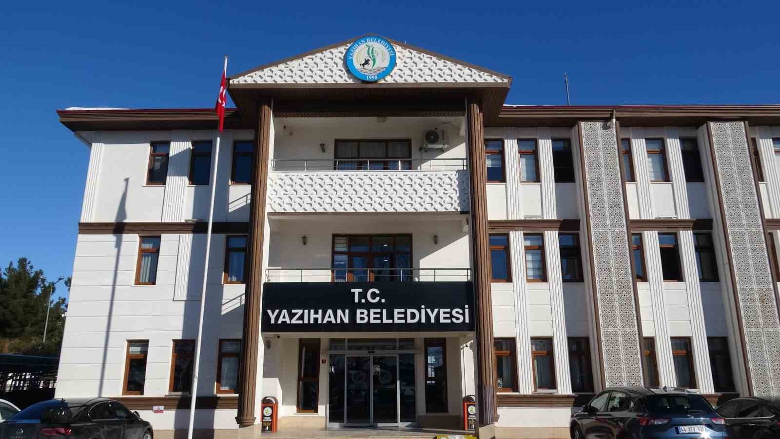 chpli yazihan belediye baskani gocer ihrac parti icinde kirbac gibi kullaniliyor 3 3qZORmUi