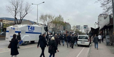 chpliler-ankara-yolunu-trafige-kapatinca-polis-mudahale-etti-mW8c2OgE.jpg