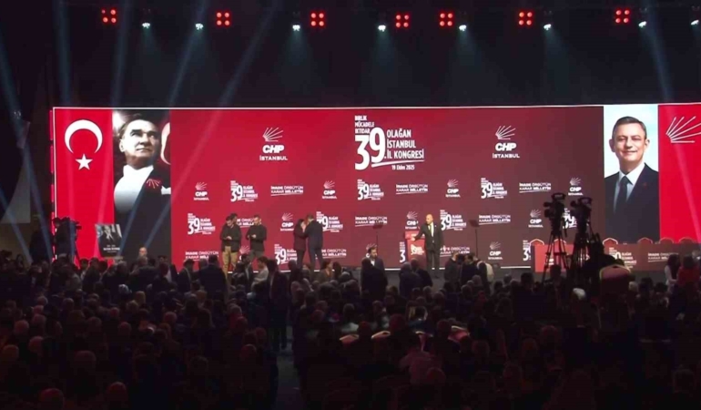 chpnin-39-olagan-istanbul-il-kongresi-duzenleniyor-1Hd9LVs2.jpg