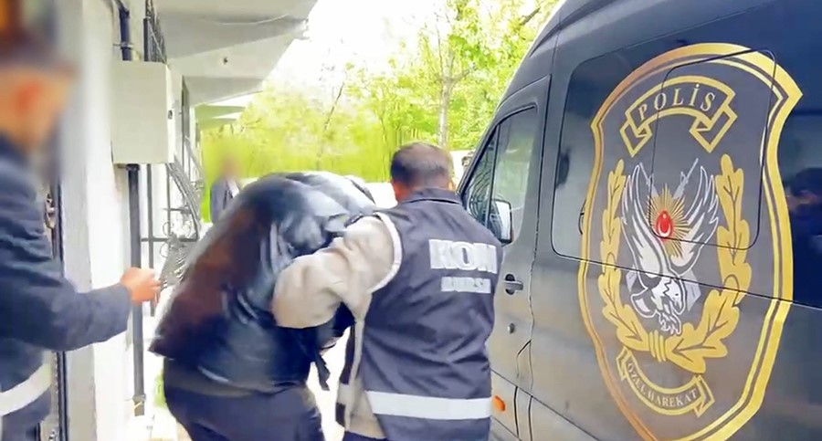 ciftciyi kumar masasinda agina dusuren tefeci cetesi cokertildi 3 WR9PPZnt
