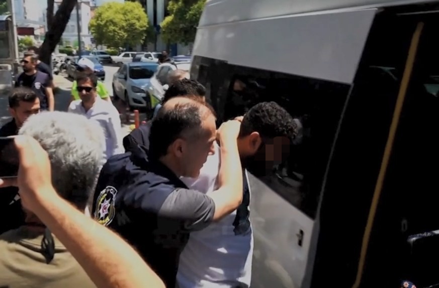 Çifte cinayetin faili yakalandı 5 cifte cinayetin faili yakalandi 1 YIfCVTJq