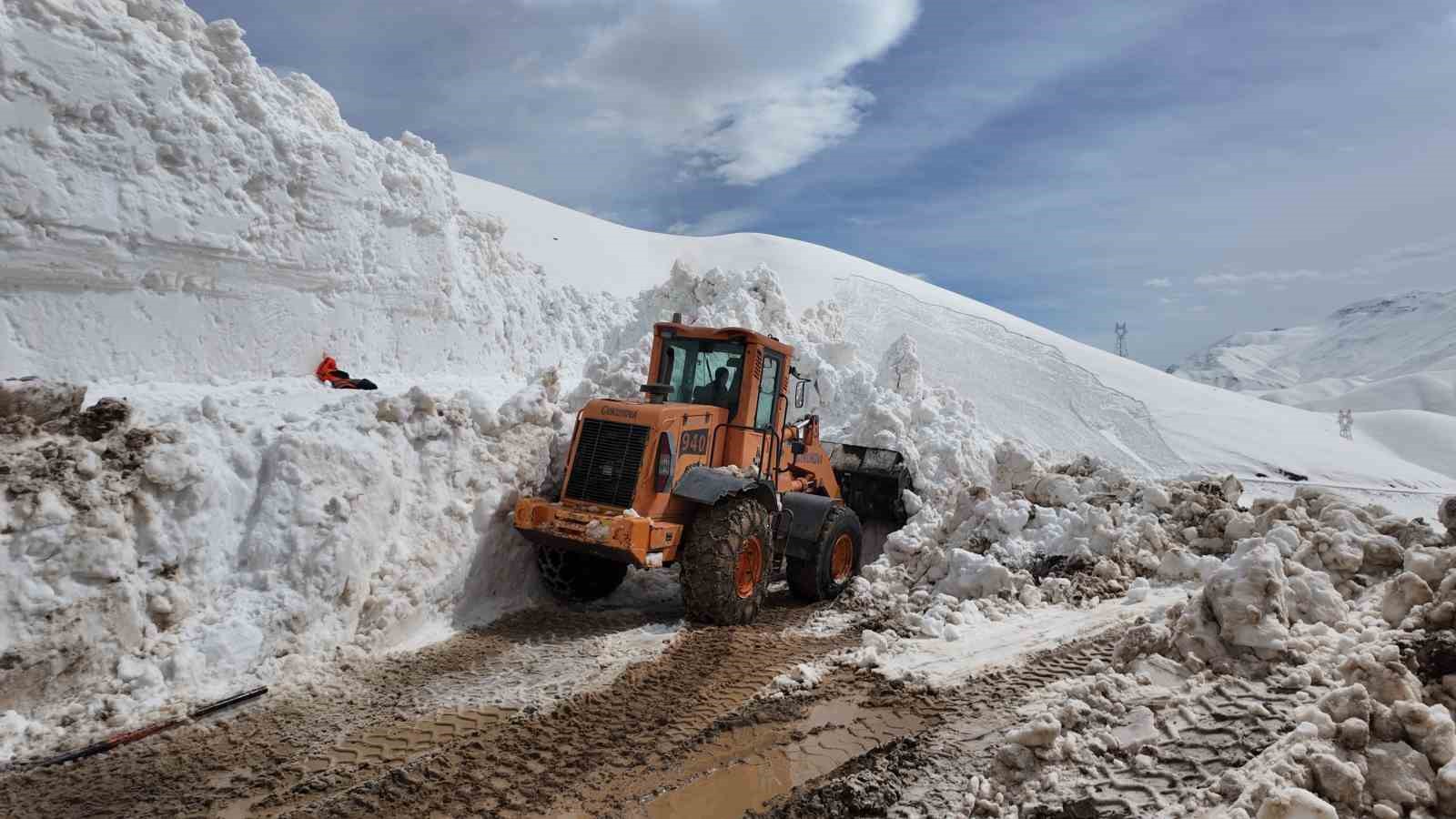 cig dusen yolu acma calismalari baslatildi 6 2OEfV3nw