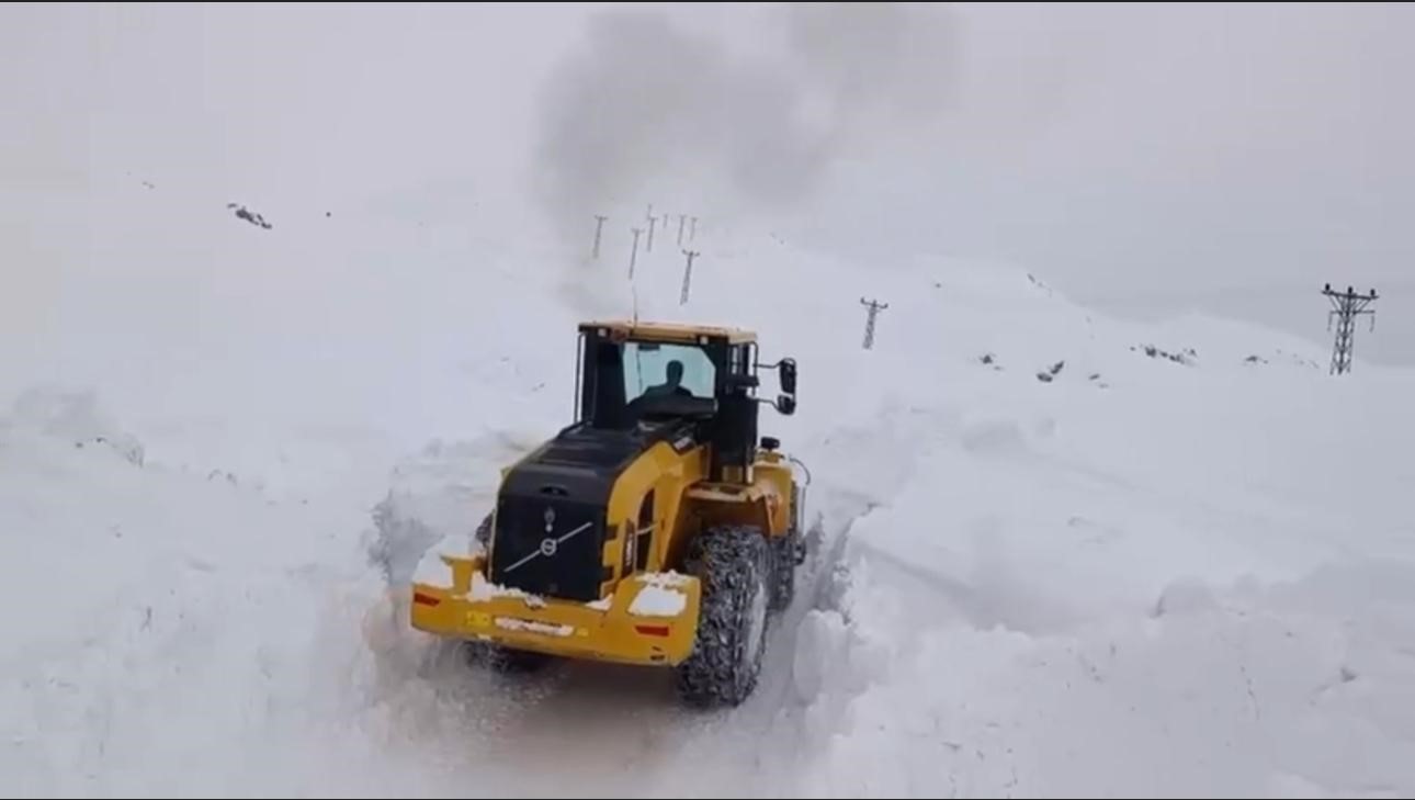 cig riski nedeniyle kapali 30 koy yolu icin calisma baslatildi 1 v9CRcyV9