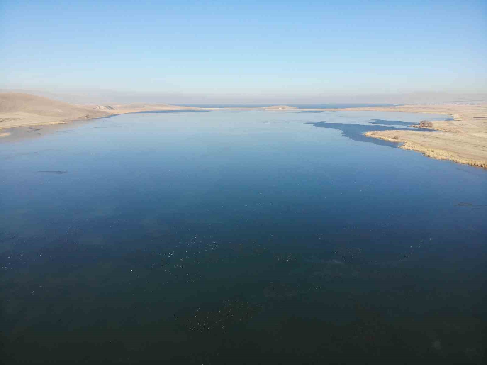 cildir golu kismen dondu atli kizaklar icin geri sayim basladi 2 RJIA82my