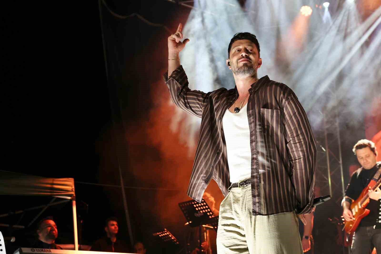 Çilek tadında festival, milyonu aşkın misafir ağırladı 6 cilek tadinda festival milyonu askin misafir agirladi 2 c274lpg1
