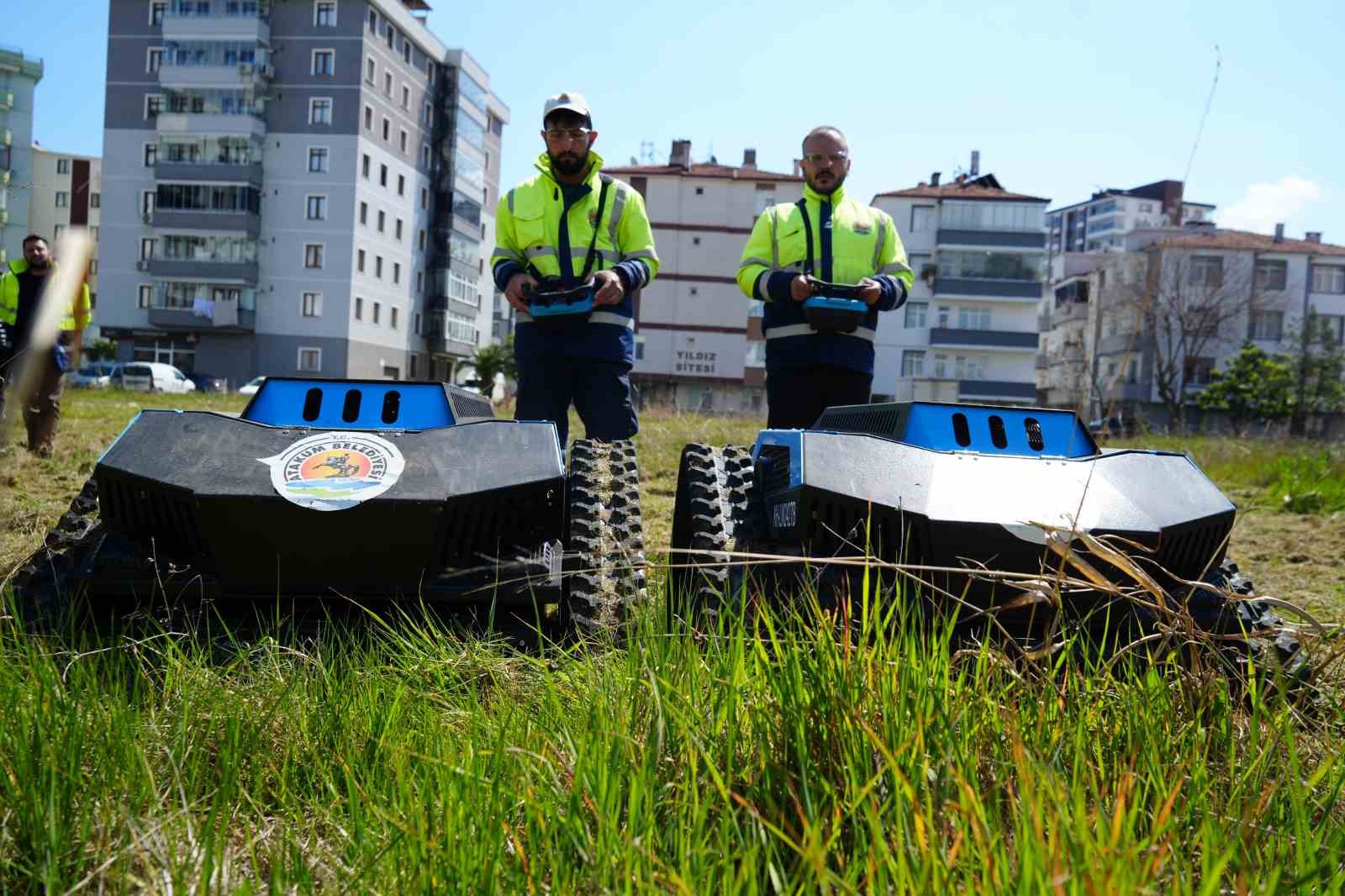 cimleri artik robotlar biciyor 6 kisilik isi 2 robot yapiyor 7 yS1aTIL3