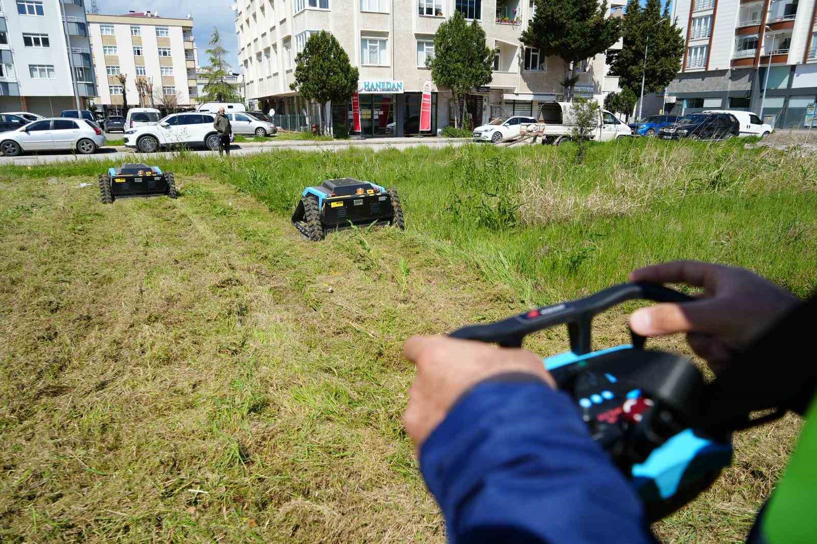 cimleri artik robotlar biciyor 6 kisilik isi 2 robot yapiyor 9 TjykbRhq