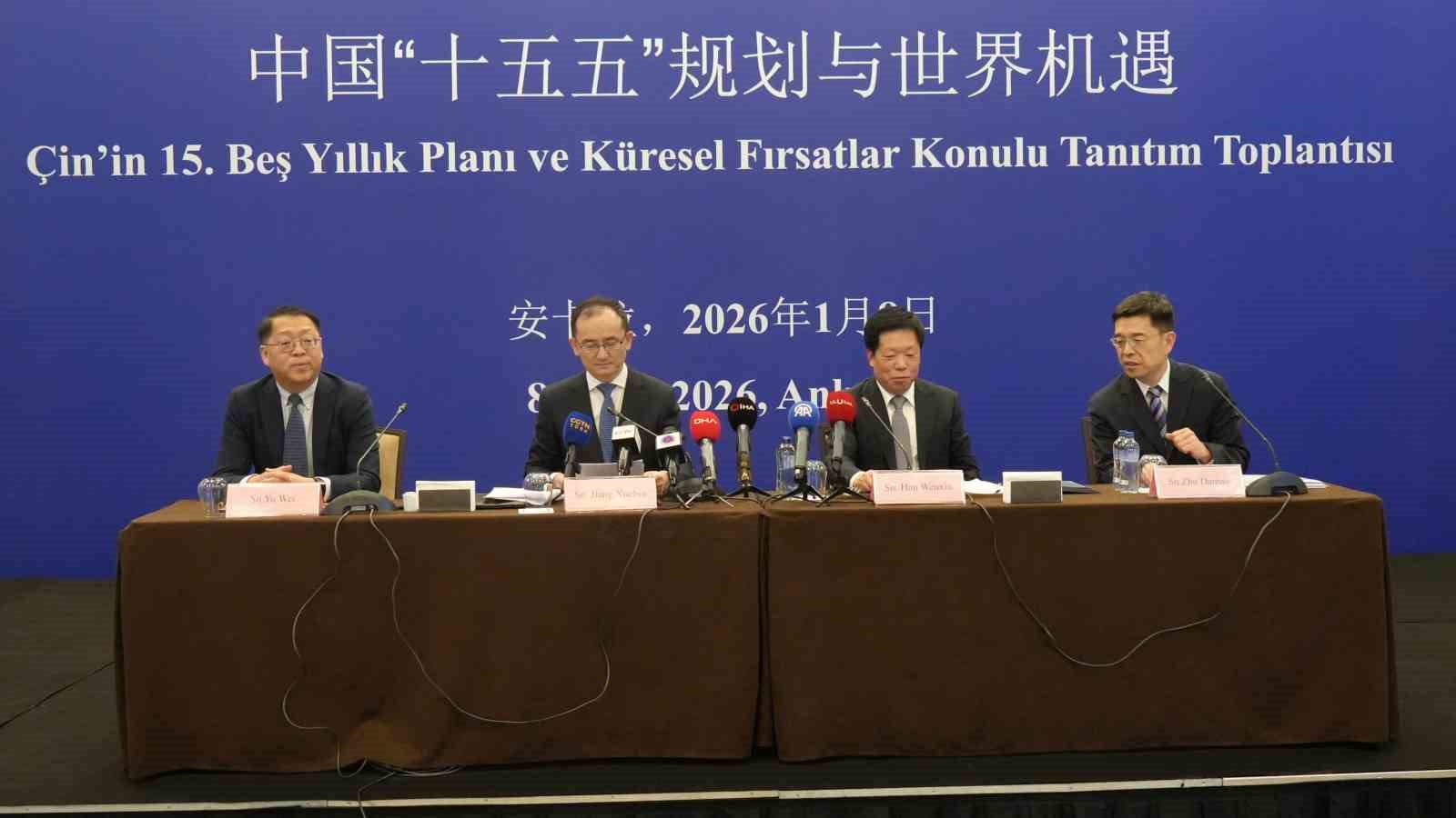 cin buyukelcisi xuebin cinin onumuzdeki 5 yillik gelisimi icin gerekli planlar yapilmistir 2 SFhmkJXw