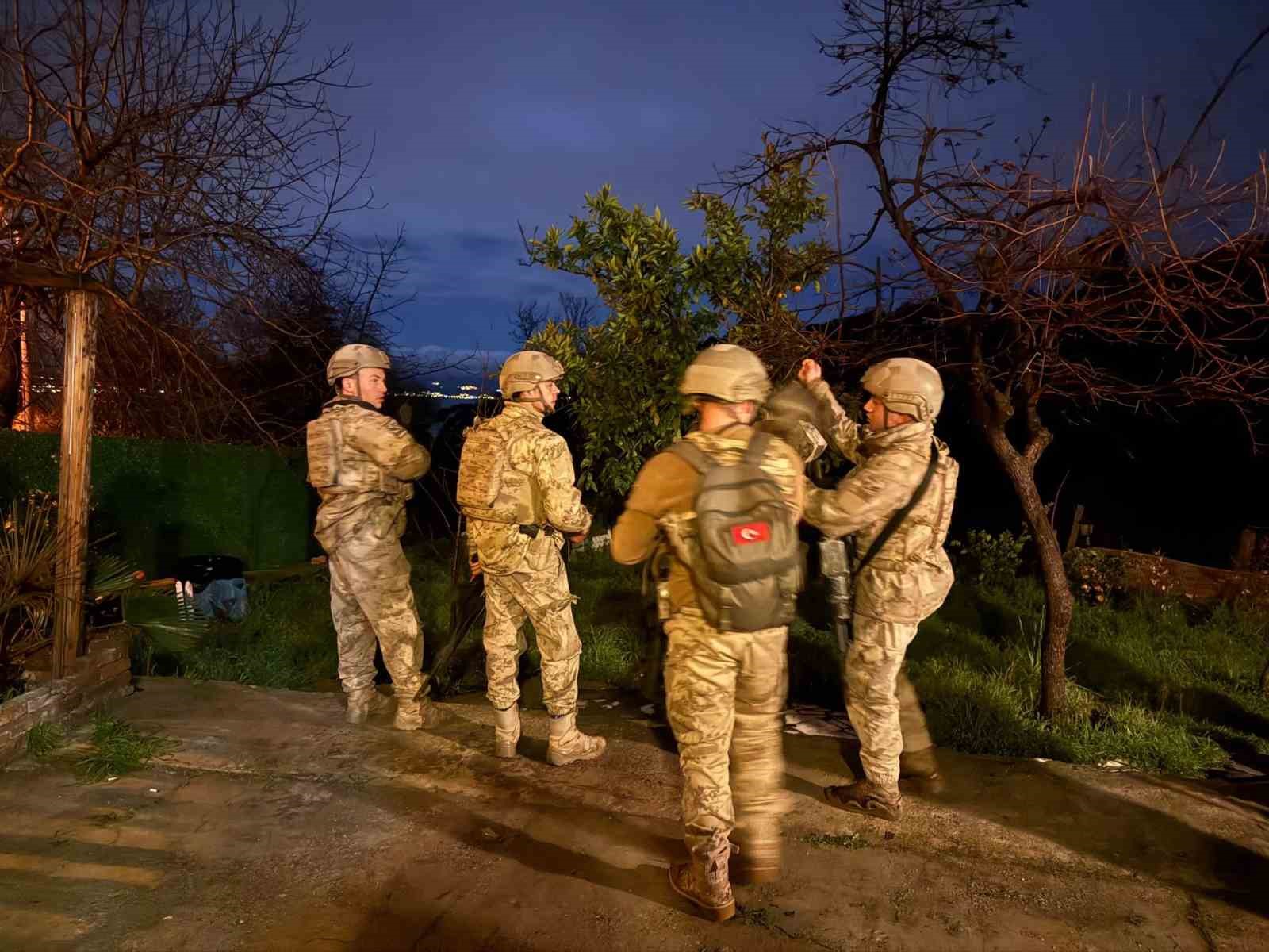 cinayet firarisini jandarma yakaladi 3 hgWiEGVE