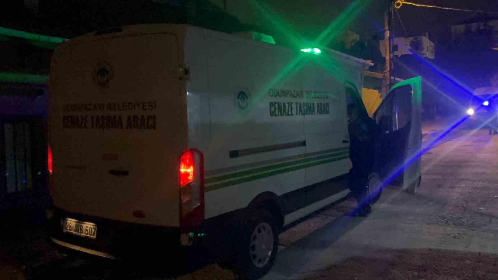 cinayet isledigini ihbar etti belirttigi adrese uzun namlulu silahlarla girildi 4 4SKrG3Vs