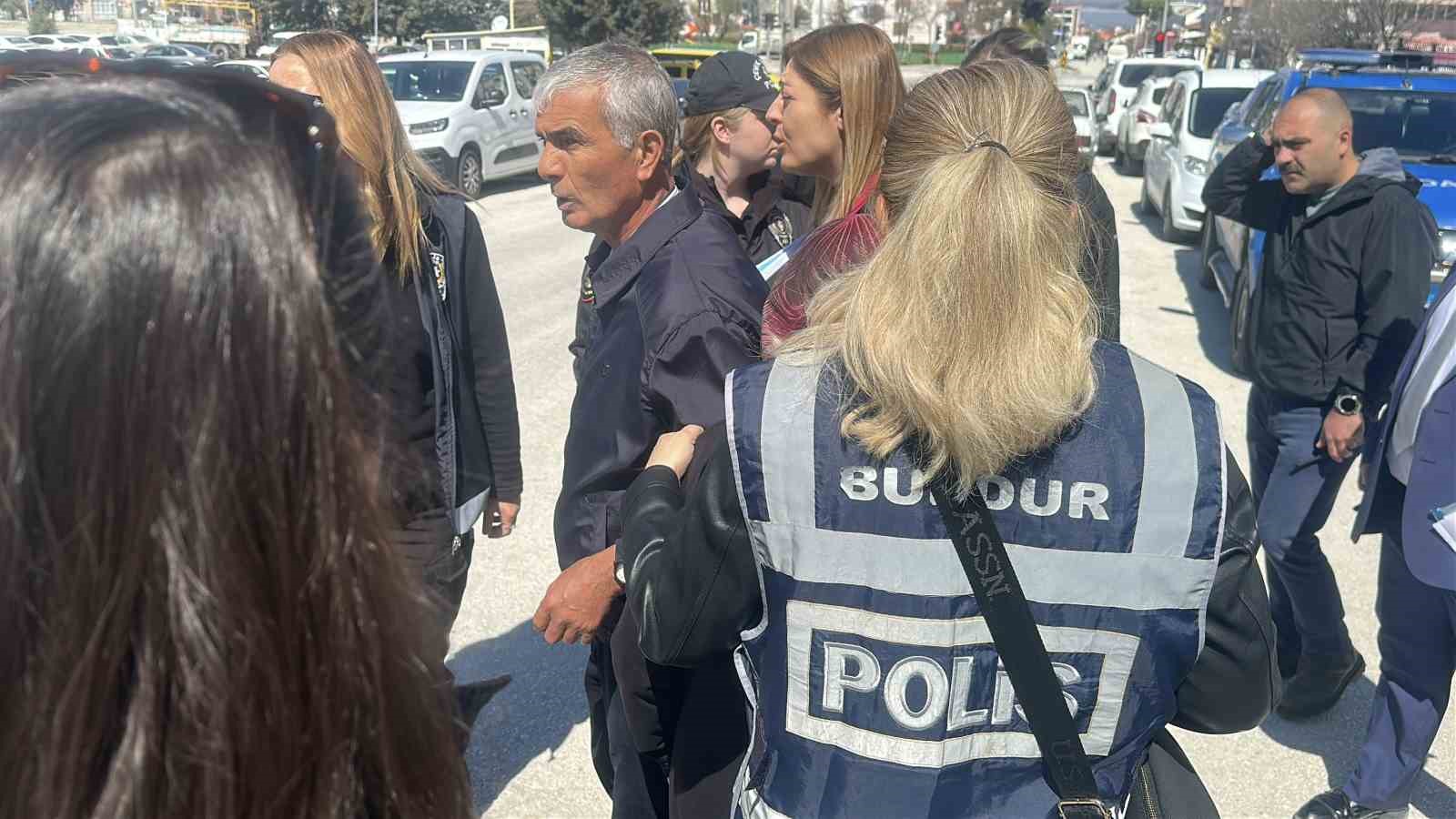Cinayetle biten yasak ilişki davasında 2 sanığa ağırlaştırılmış müebbet 6 cinayetle biten yasak iliski davasinda 2 saniga agirlastirilmis muebbet 2 nH5fb2Ag