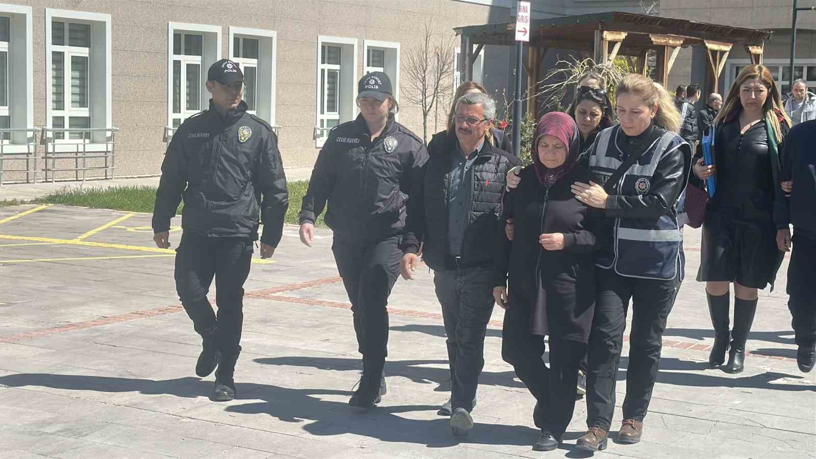 Cinayetle biten yasak ilişki davasında 2 sanığa ağırlaştırılmış müebbet 8 cinayetle biten yasak iliski davasinda 2 saniga agirlastirilmis muebbet 4