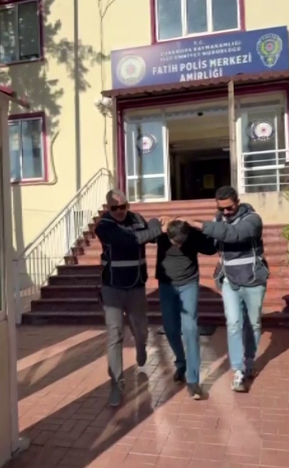 cinayetten 26 yil ceza yedi gol kenarinda gezerken yakalandi 0 N8Z3zAGj