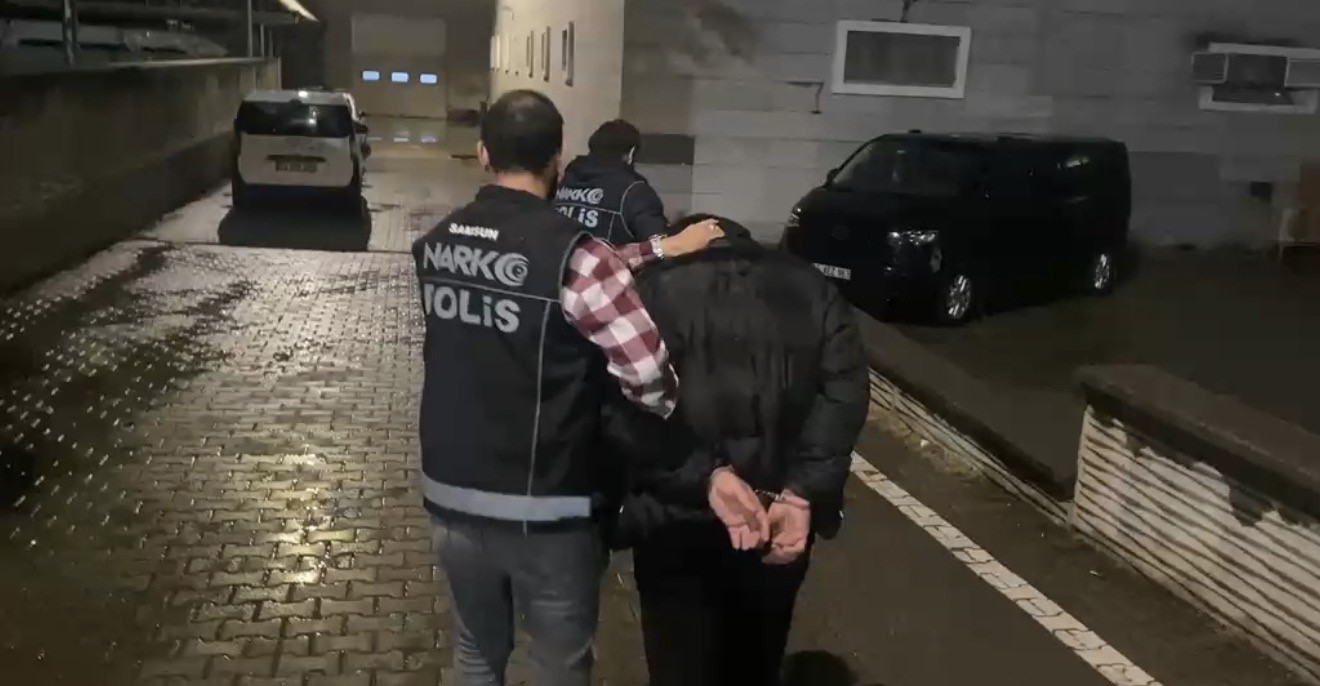 cinayetten 30 yil hirsizliktan 41 yil cezasi olan hukumluler yakalandi 0 HSsPvmCe
