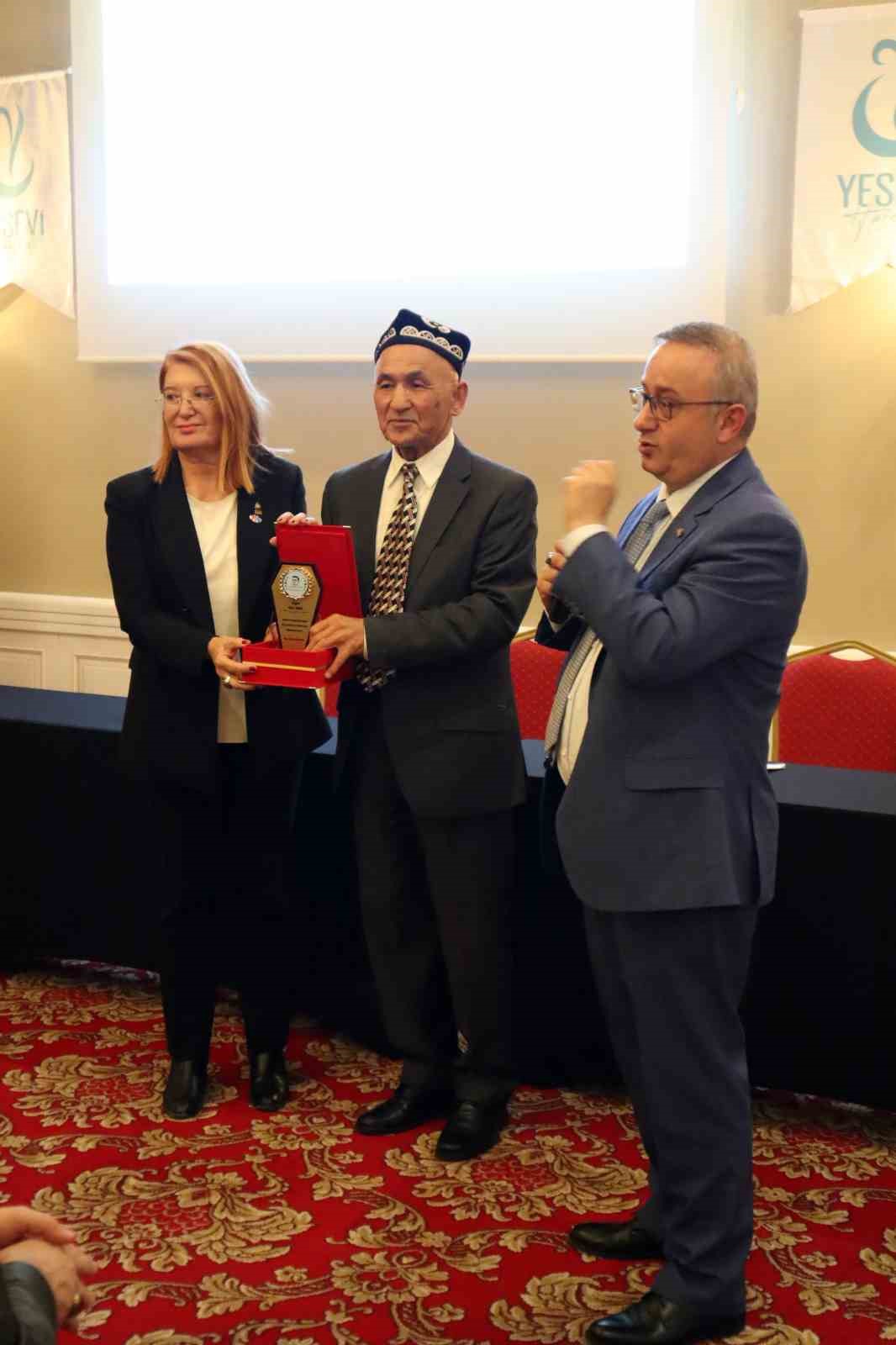 cinde tutuklu olan ilham tohtinin nobel baris odulune adayligina baskentte tam destek 3 eeqj1Z1h