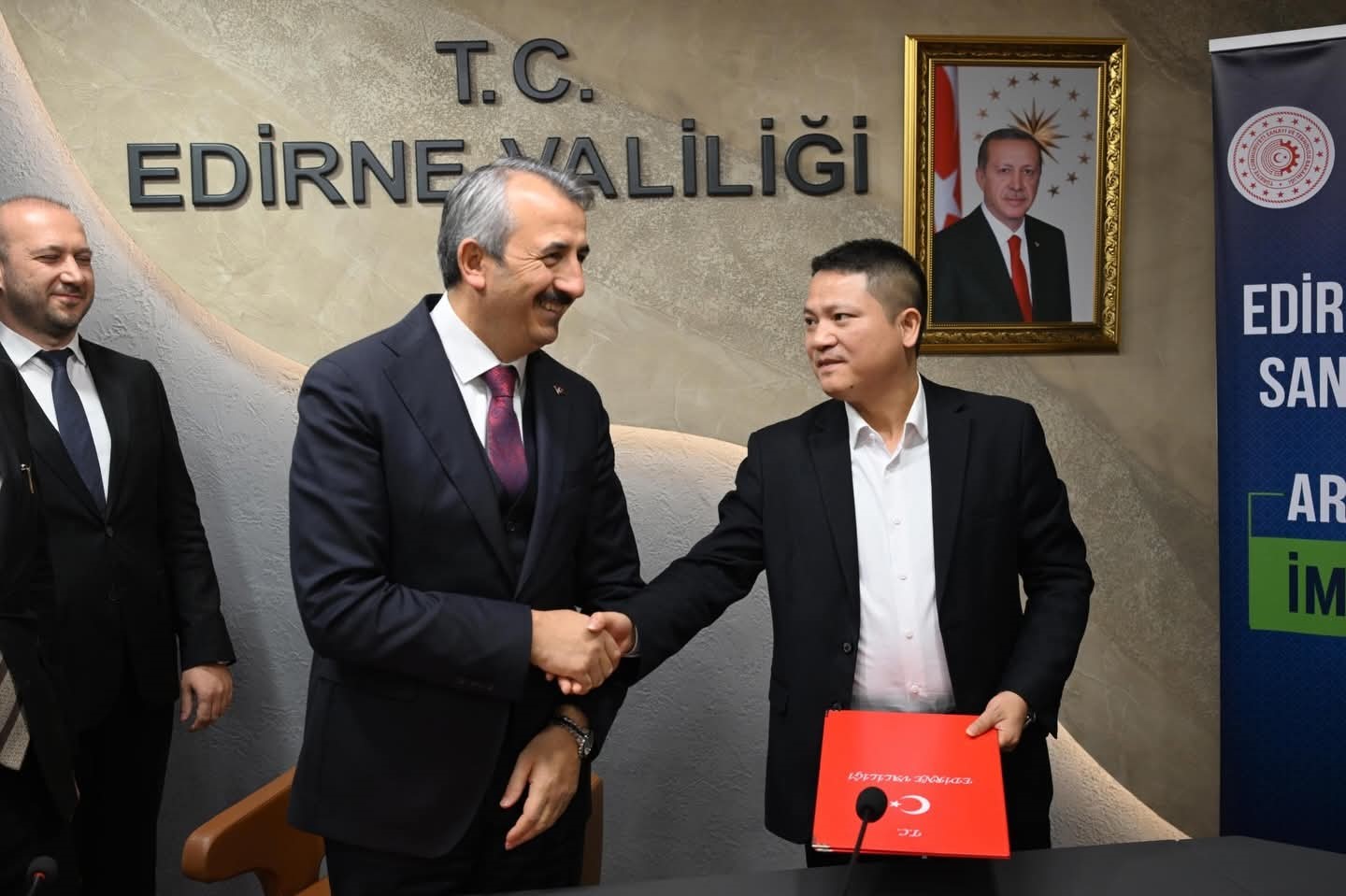 cinli firma edirnede bin 660 kisiye istihdam saglayacak 2 FgMCsDLt