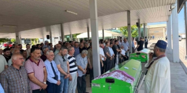 cinnet-kurbani-anne-ve-kizi-defnedildi-beeEO8RP.jpg
