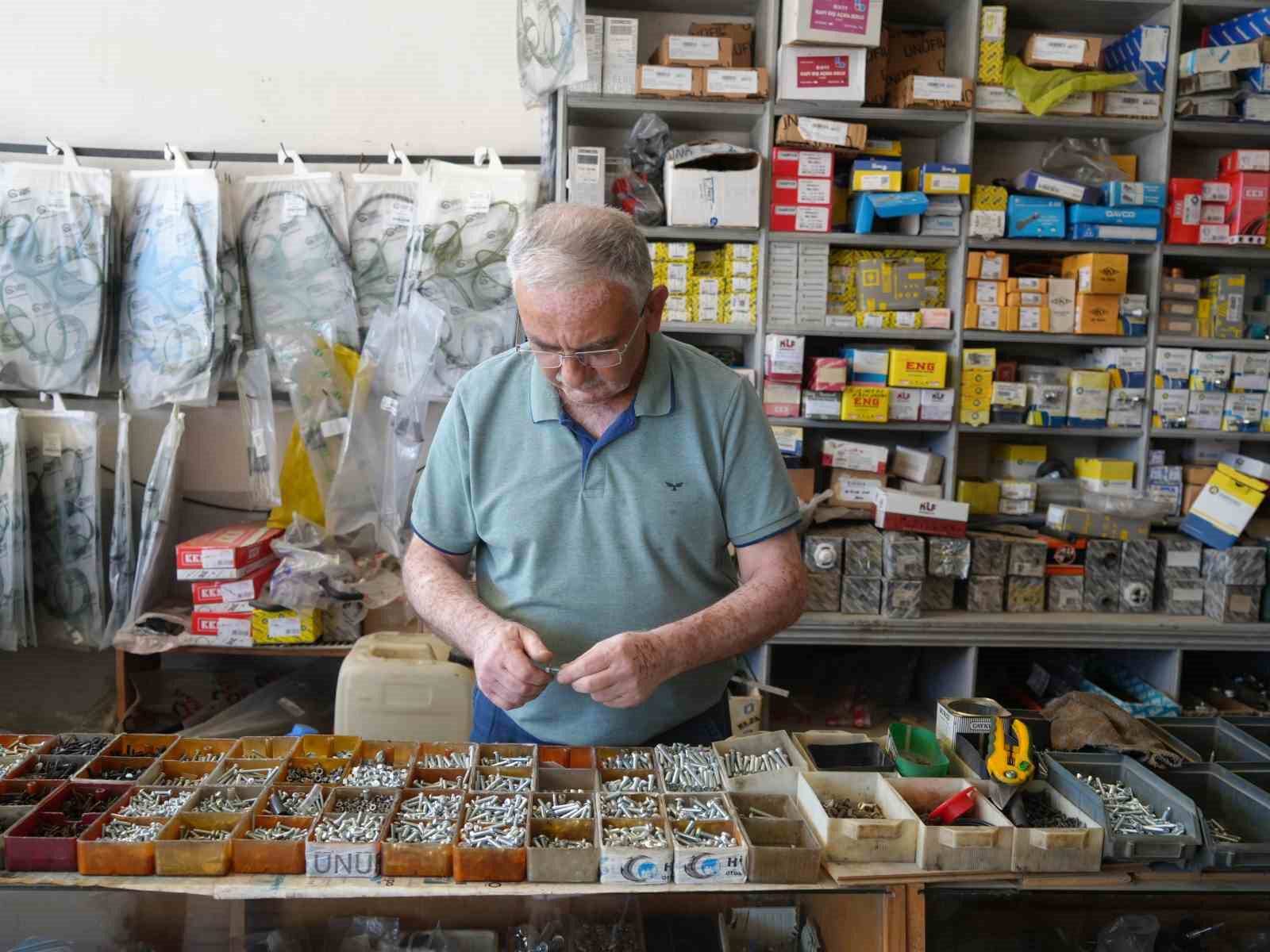 cirak olarak girdigi dukkandaki hayali yarim asir sonra gercek oldu 3 QnvOZIqr