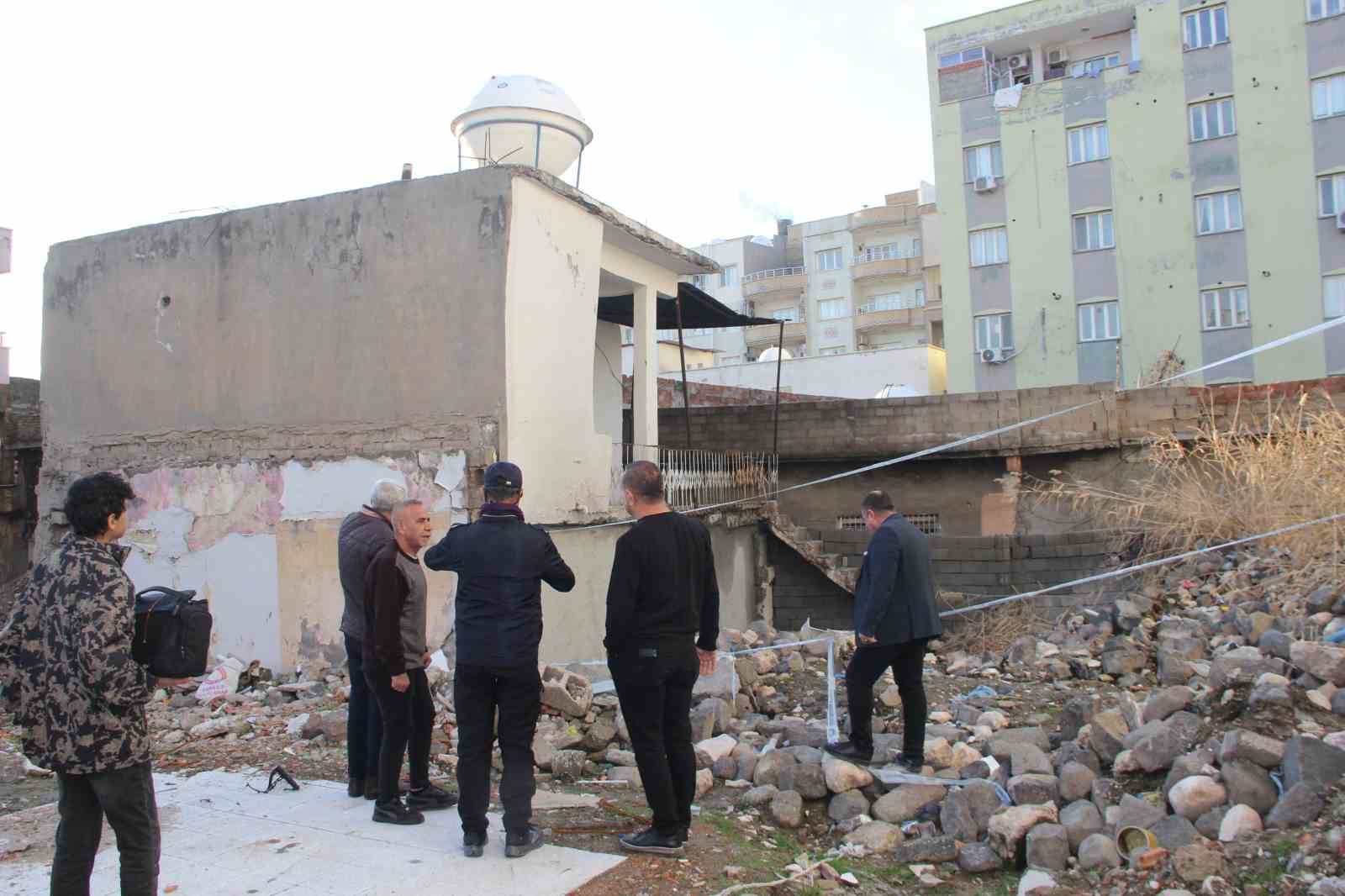 Cizre’de 200 yıllık tarihi kemerli ev yıkılma tehlikesiyle karşı karşıya 8 cizrede 200 yillik tarihi kemerli ev yikilma tehlikesiyle karsi karsiya 4 GKtvJKkk