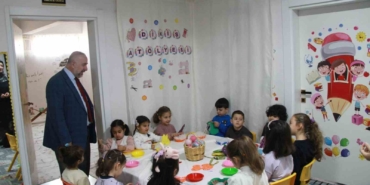 cizrede-4-6-yas-kuran-kursu-ogrencileri-cift-dalli-egitimle-hem-egleniyor-hem-ogreniyor-1txP7yjx.jpg