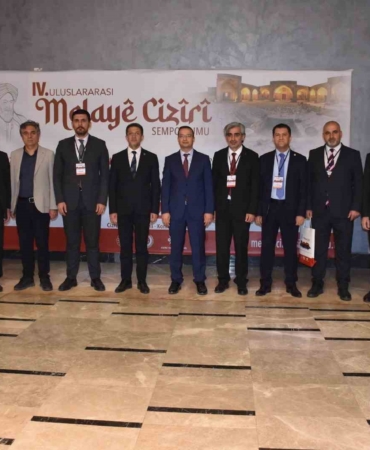 cizrede-4-uluslararasi-melaye-ciziri-sempozyumu-sona-erdi-iEhMpgq6.jpg