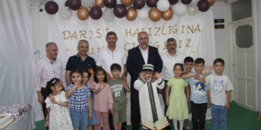 cizrede-5-yasindaki-cocuk-22-sureyi-dinleyerek-ezberledi-r5TAzqDO.jpg