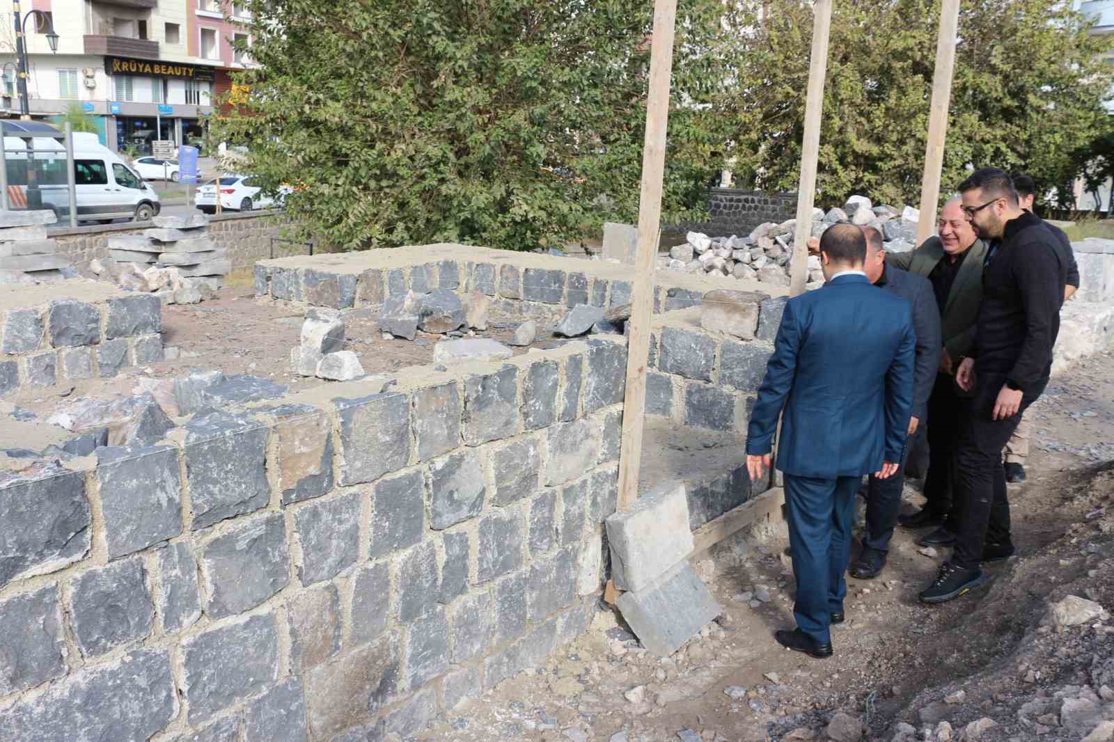 Cizre’de Abdaliye Medresesi’nin yıkılan tarihi duvarı yeniden inşa ediliyor 7 cizrede abdaliye medresesinin yikilan tarihi duvari yeniden insa ediliyor 3 PqIgNHJA