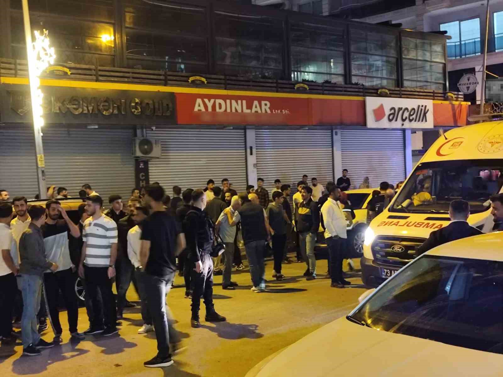 cizrede aile ici kavgada 3 kisi silahla yaralandi 1 tUUX7E62