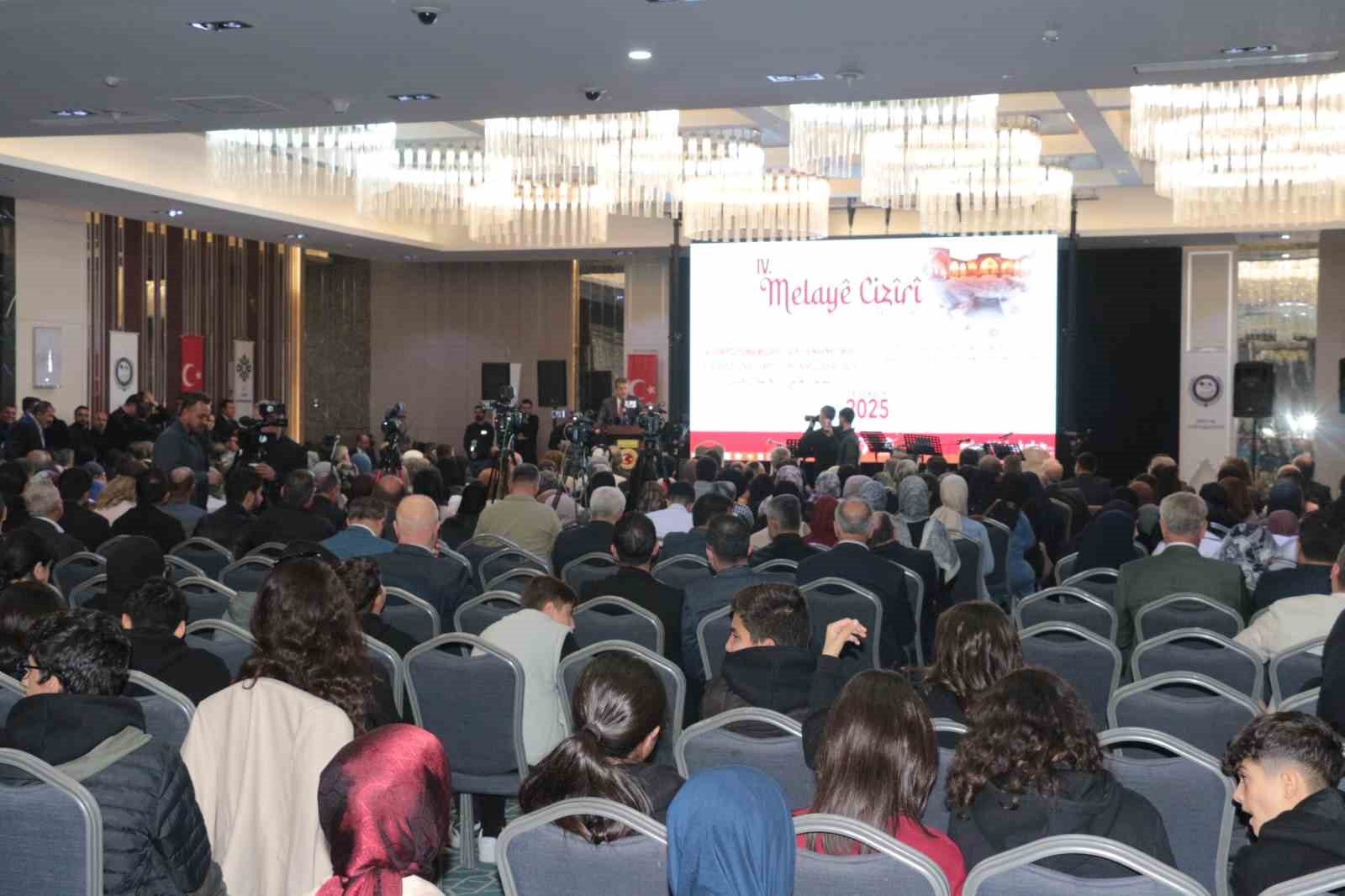 cizrede iv uluslararasi melaye ciziri sempozyumu basladi 6 E7gjfmO5