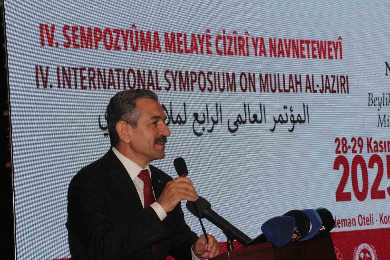 cizrede iv uluslararasi melaye ciziri sempozyumu basladi 9 uB8BL67g