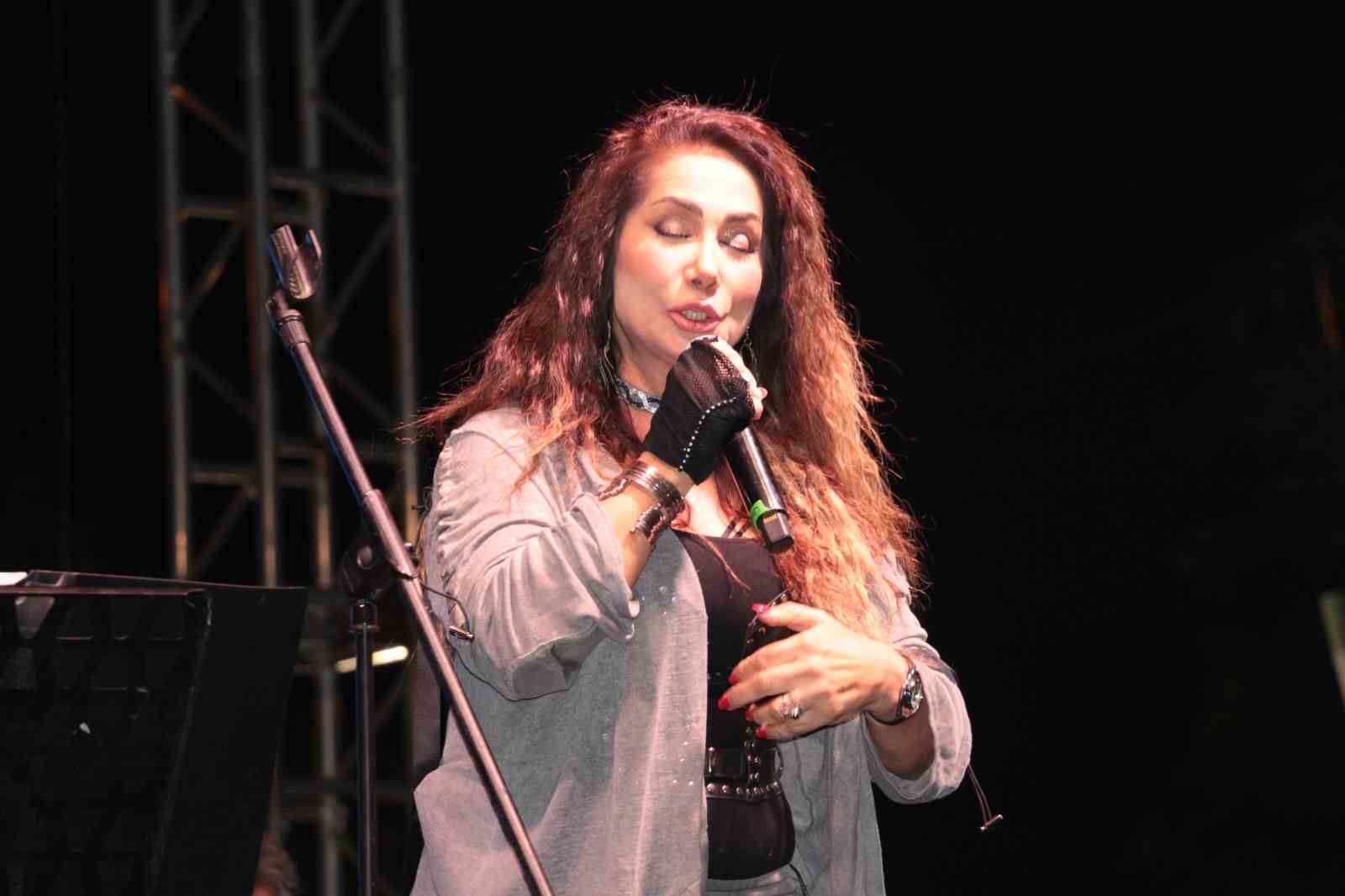 cizrede rojin konser verdi 1 w5h62nX5