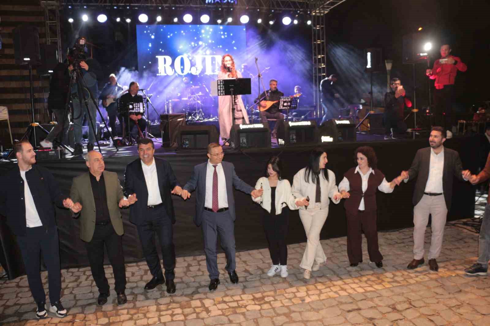 cizrede rojin konser verdi 8 zZu92bfi
