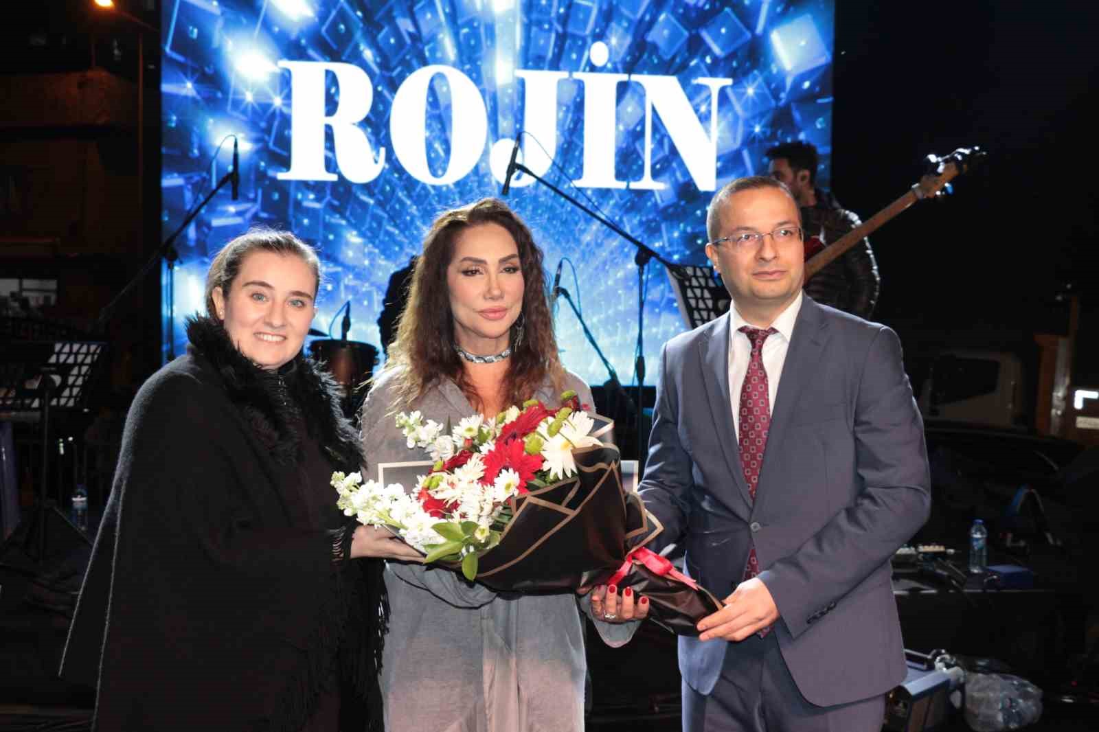 cizrede rojin konser verdi 9 3CmyM27a