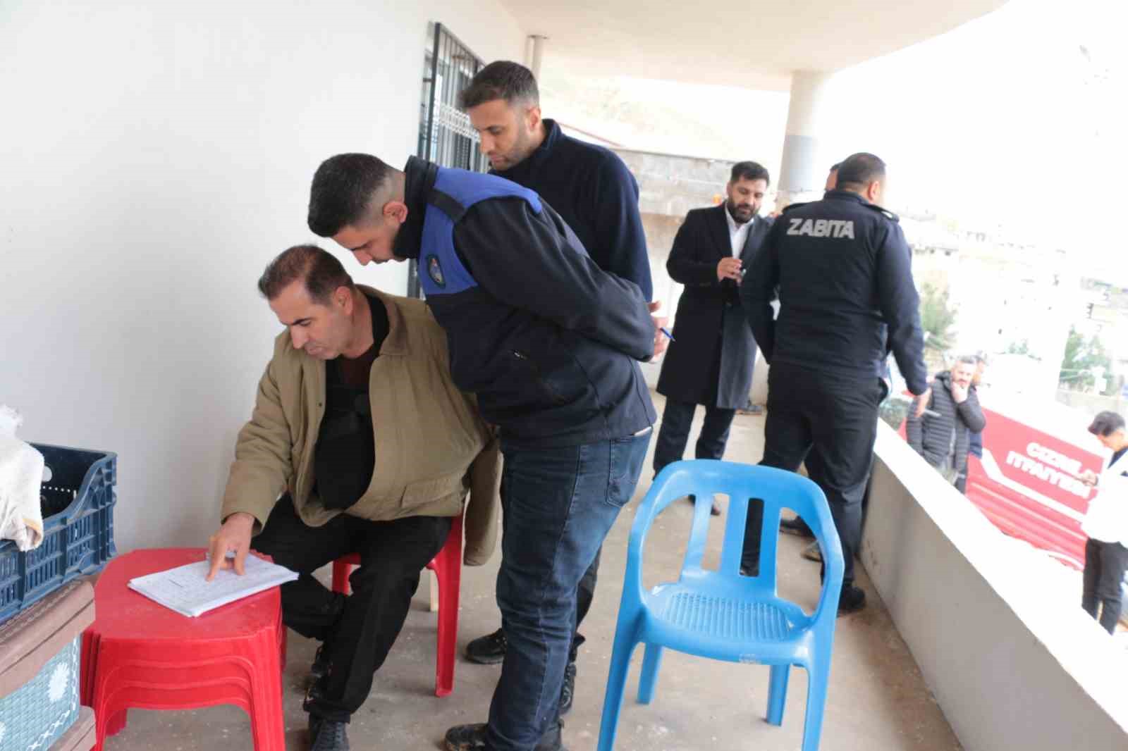 cizrede saganak yagis heyelana neden oldu dev kayalar evi yikti 8 7PFhJhsM