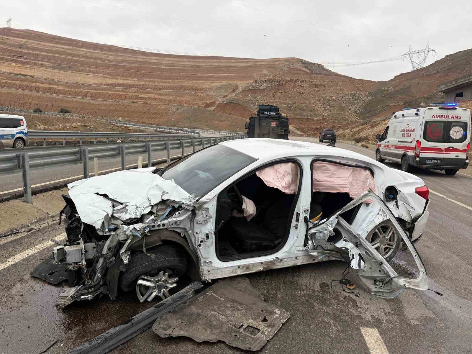 cizrede trafik kazasi 5 yarali 1 3nZvgt3y