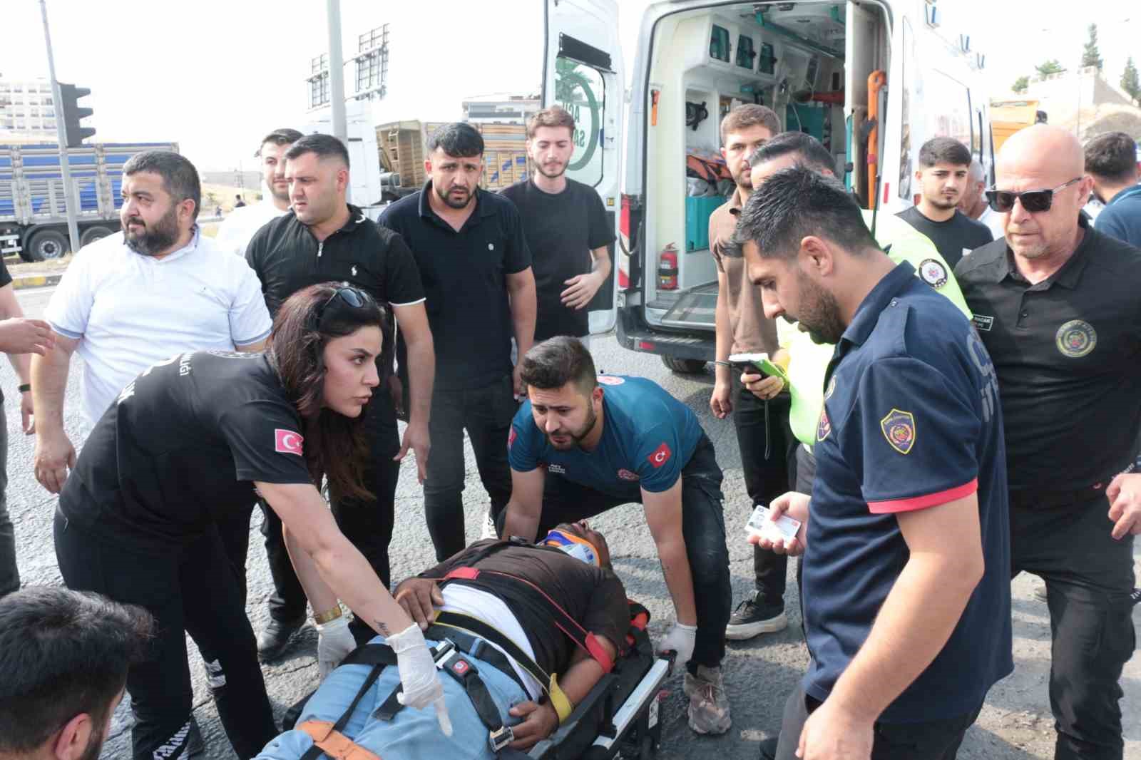 cizrede viraji alamayan tir devrildi 1 yarali 4 Occwr9YB