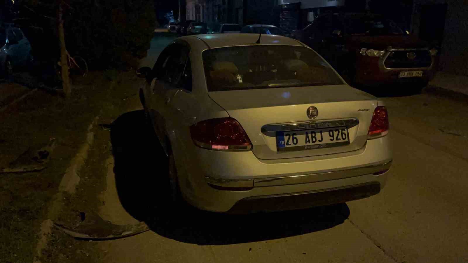 cocugun kullandigi otomobil bisiklete carpti 2 cocuk yaralandi 2 VSiwhkuz