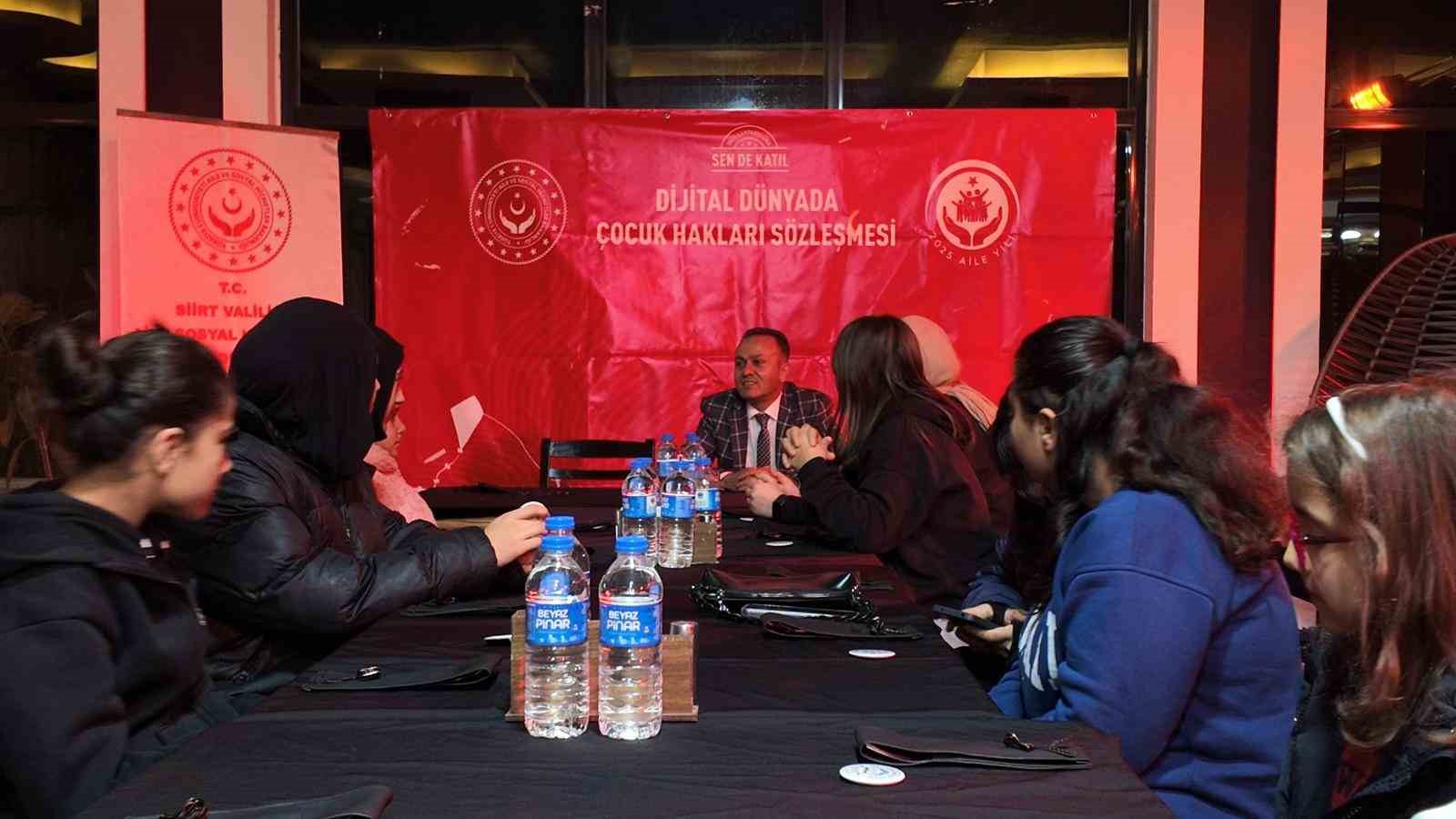 Çocuk Hakları Komitesi üyesi çocuklar etkinlikte bir araya geldi 9 cocuk haklari komitesi uyesi cocuklar etkinlikte bir araya geldi 5