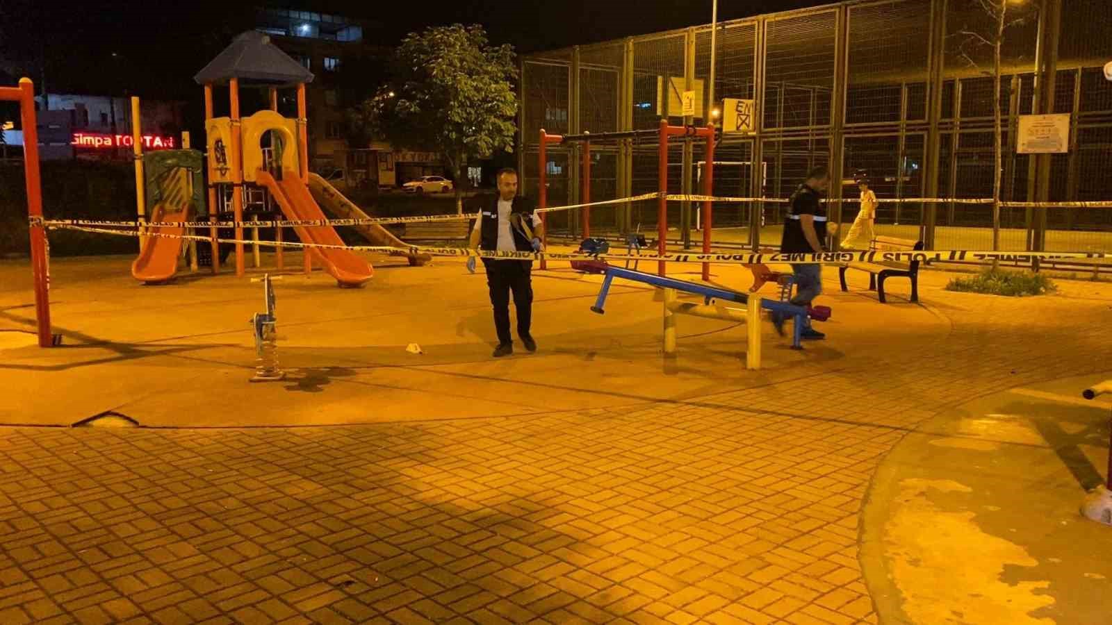 cocuk parkinda dehseti yasatanlar adliyeye sevk edildi 3 sqDhdZGB