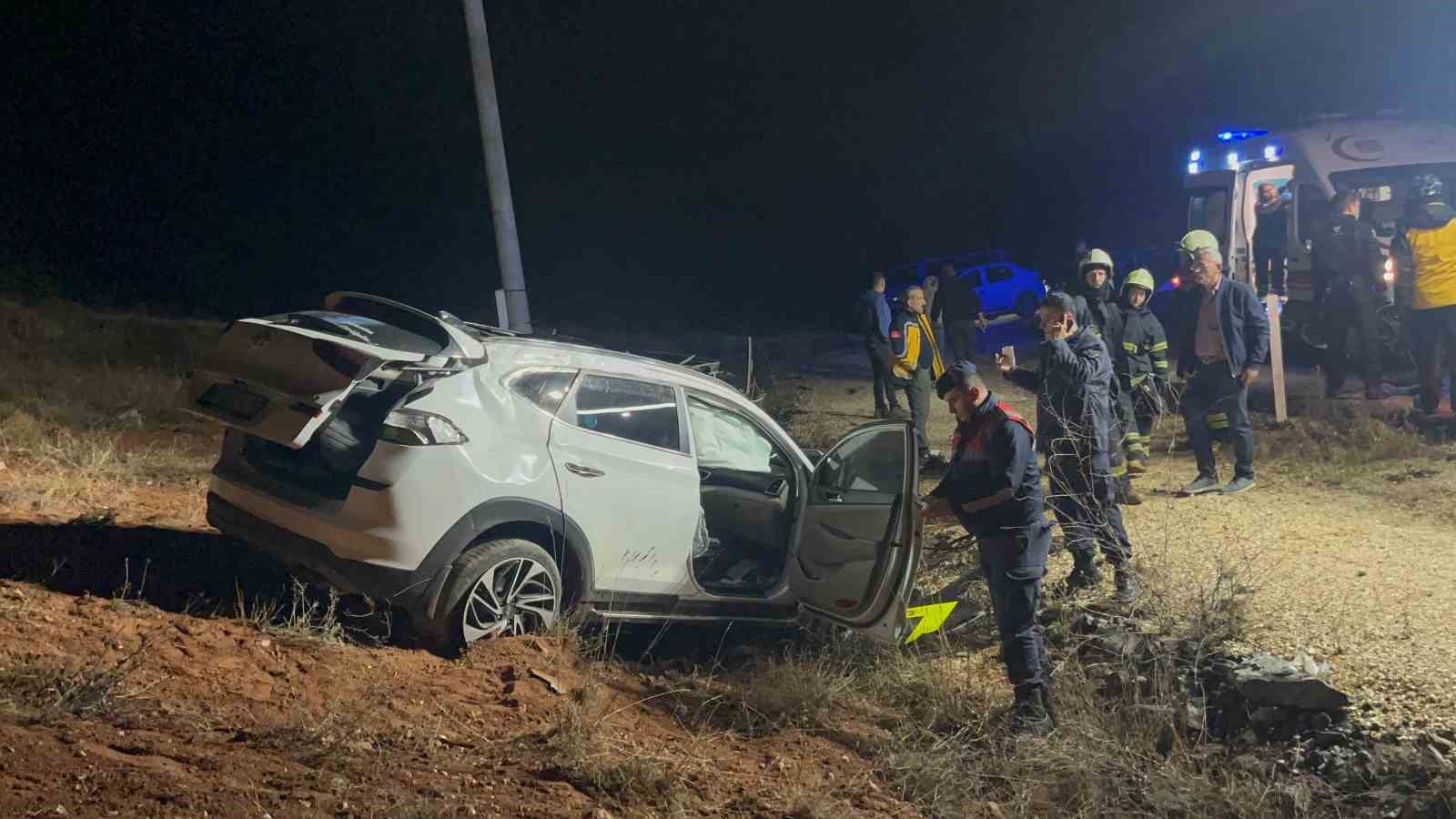 cocuk surucunun kullandigi otomobil sarampole uctu 1 olu 4 yarali 4 4LXTAEB8